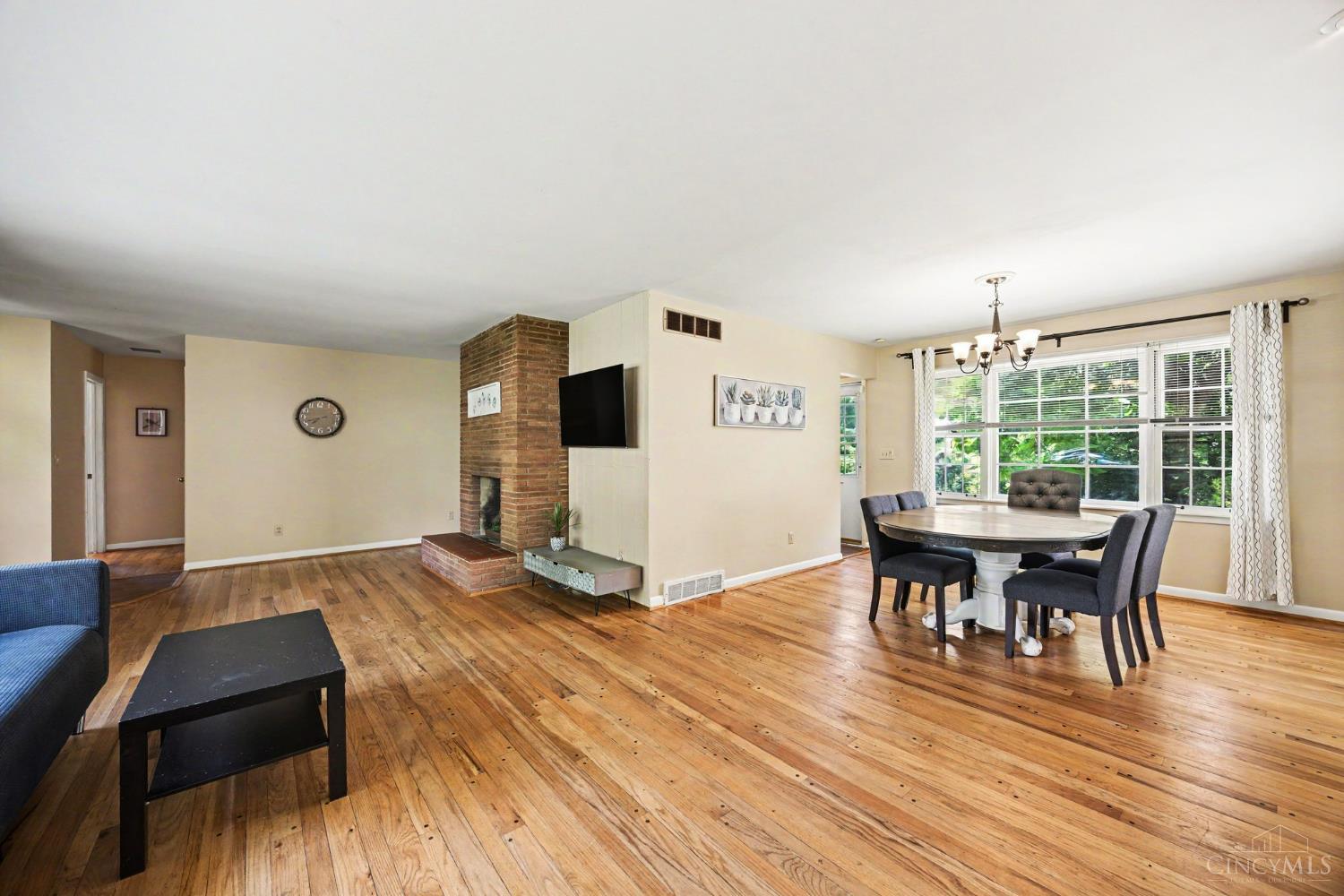 1034 Clifton Hills Avenue, Cincinnati, OH, 45220 — photo 5