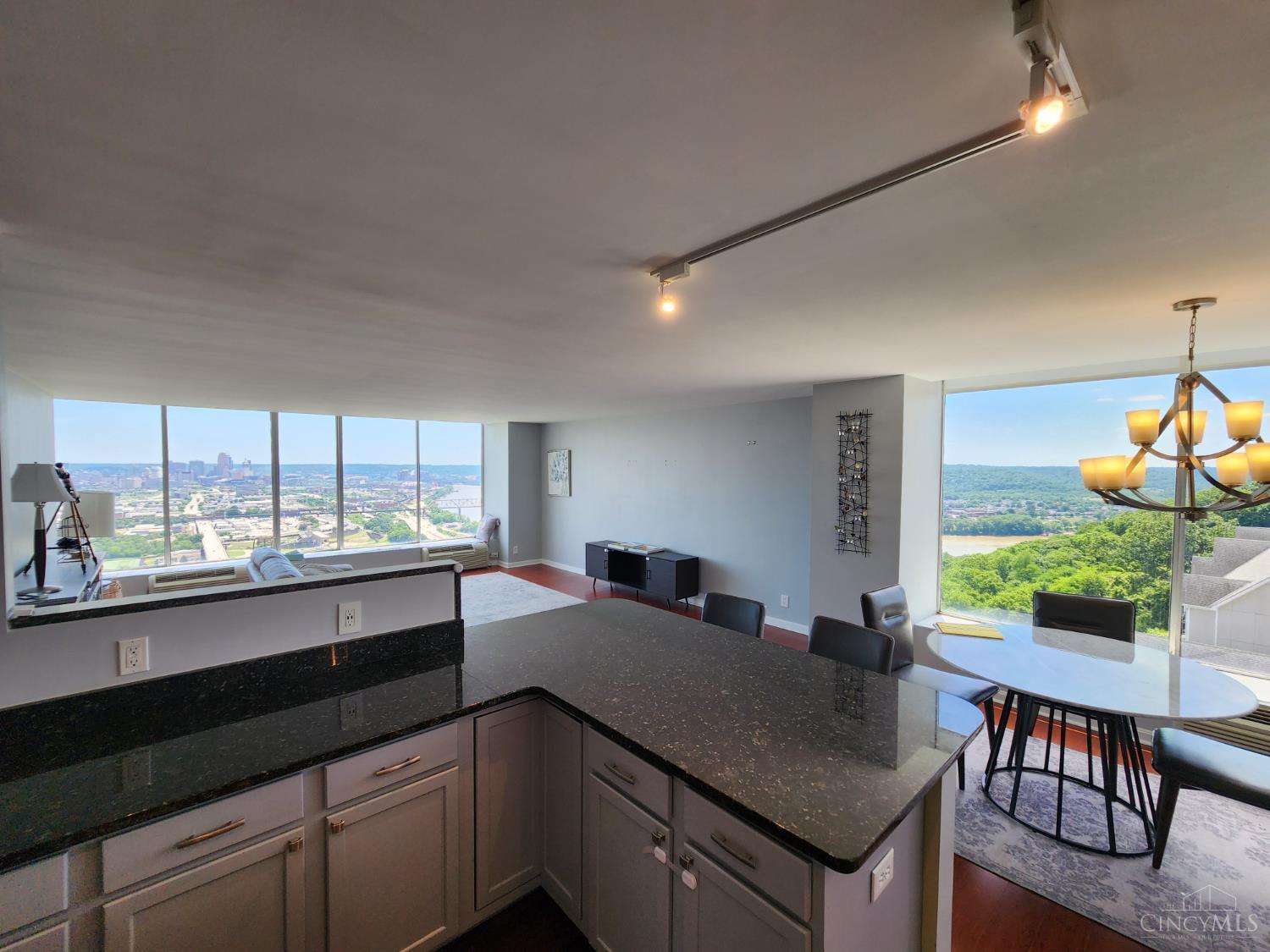 810 Matson Place #807, Cincinnati, OH, 45204 — photo 10