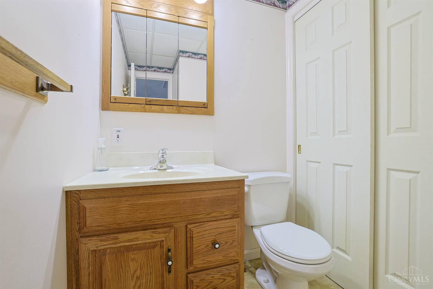 839 Wards Corner Road, Miami Twp, OH, 45140