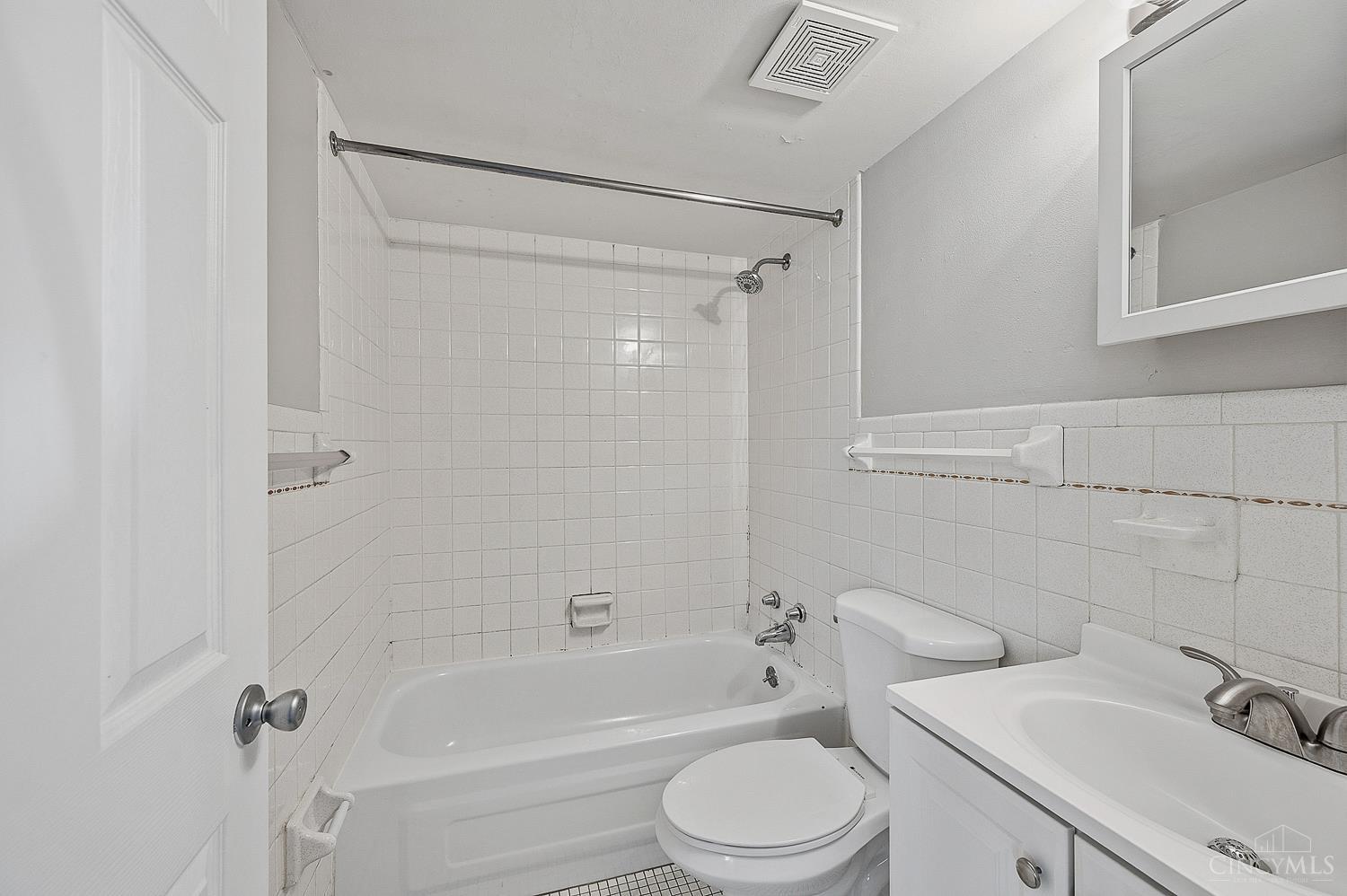 2215 Salvador Street, Cincinnati, OH, 45230 — photo 15
