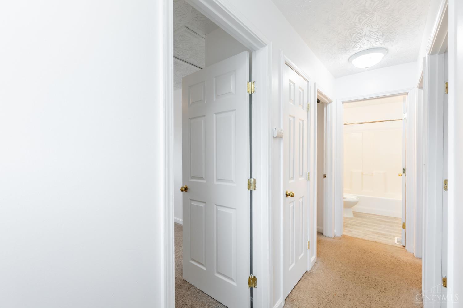 4538 Lucerne Avenue, Cincinnati, OH, 45227 — photo 17