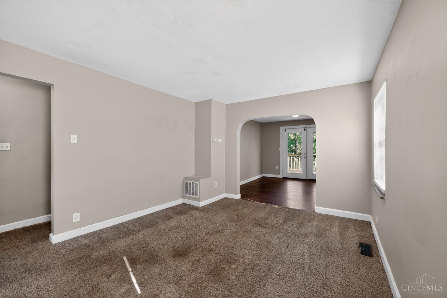 2484 Montana Avenue, Cincinnati, OH, 45211 — photo 4