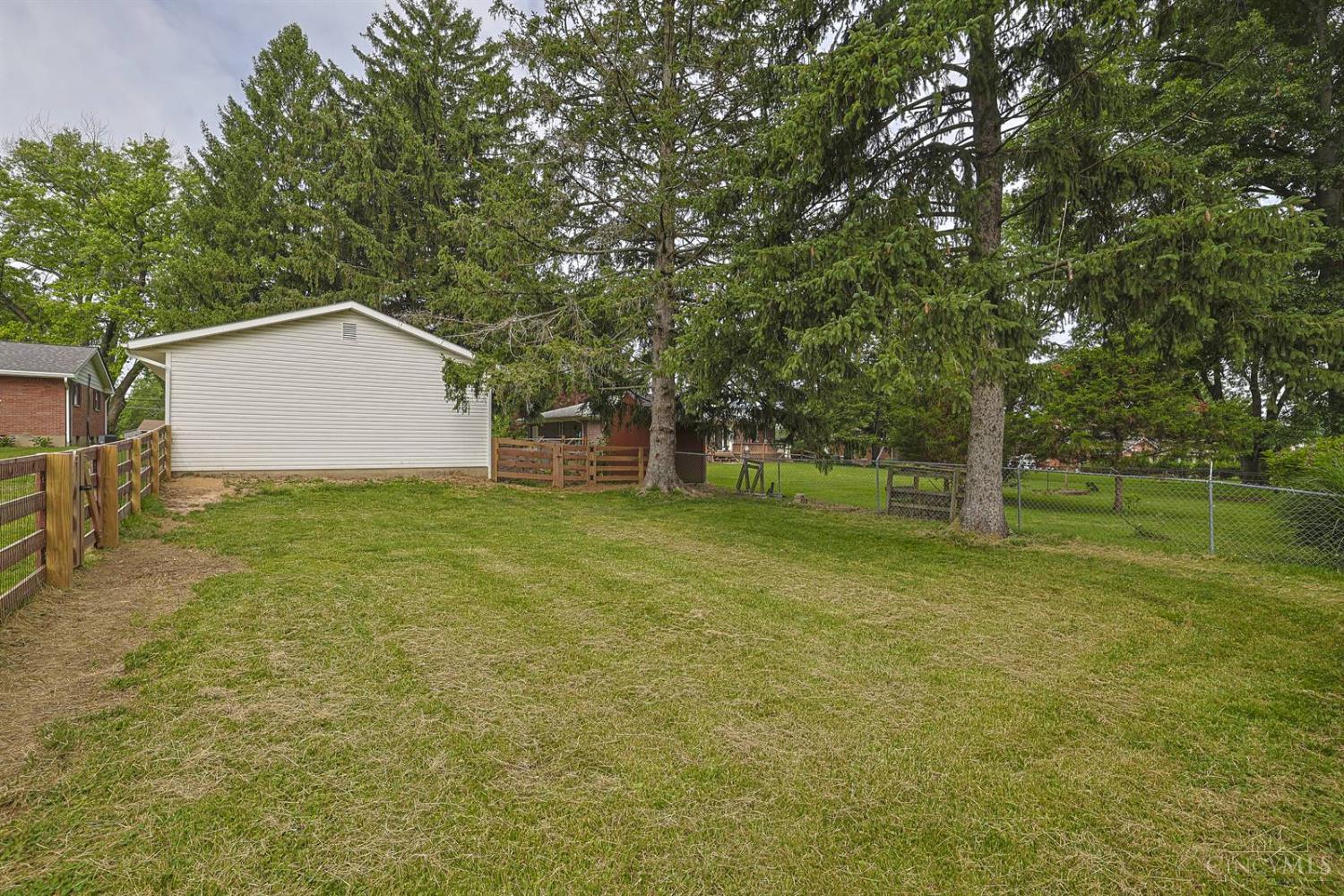 839 Wards Corner Road, Miami Twp, OH, 45140