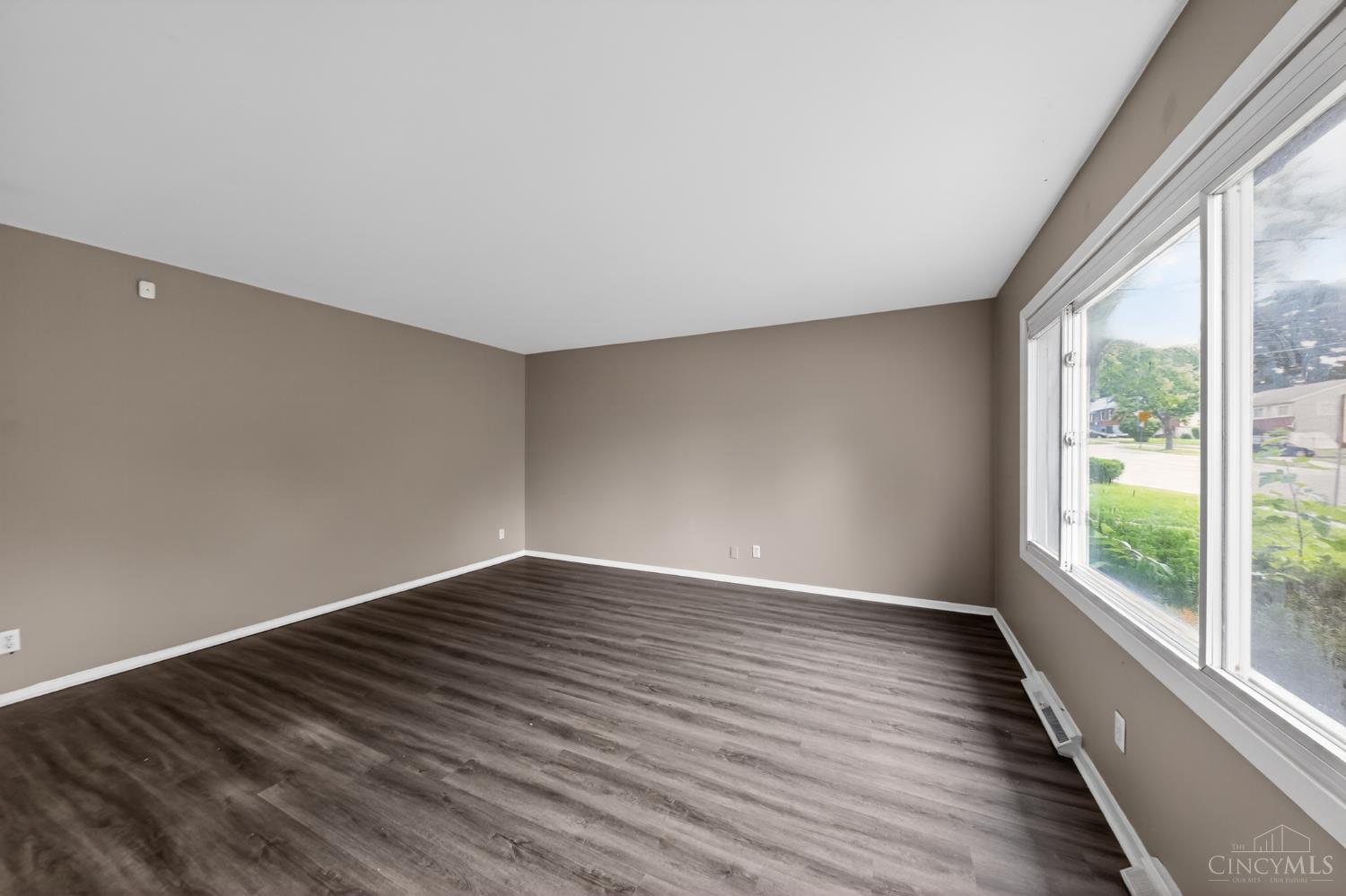 5987 Sunridge Drive, Cincinnati, OH, 45224 — photo 12