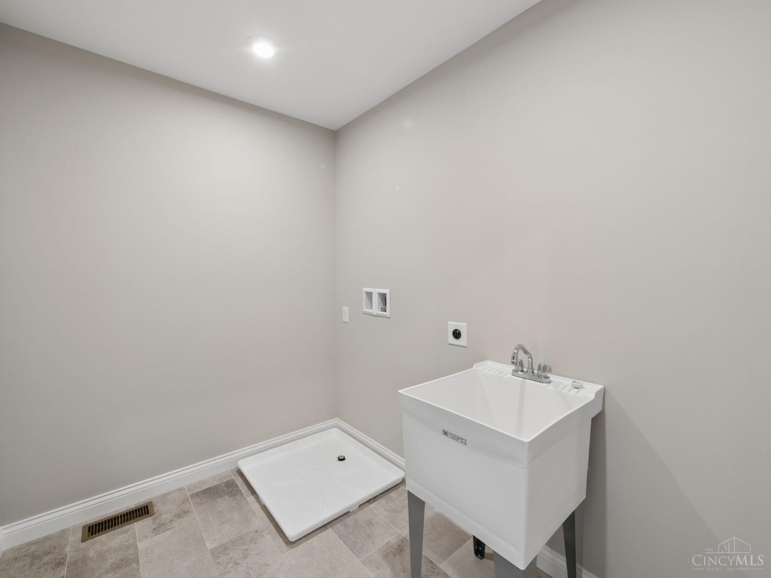 5195 Brookfield Lane, Liberty Twp, OH, 54044 — photo 35