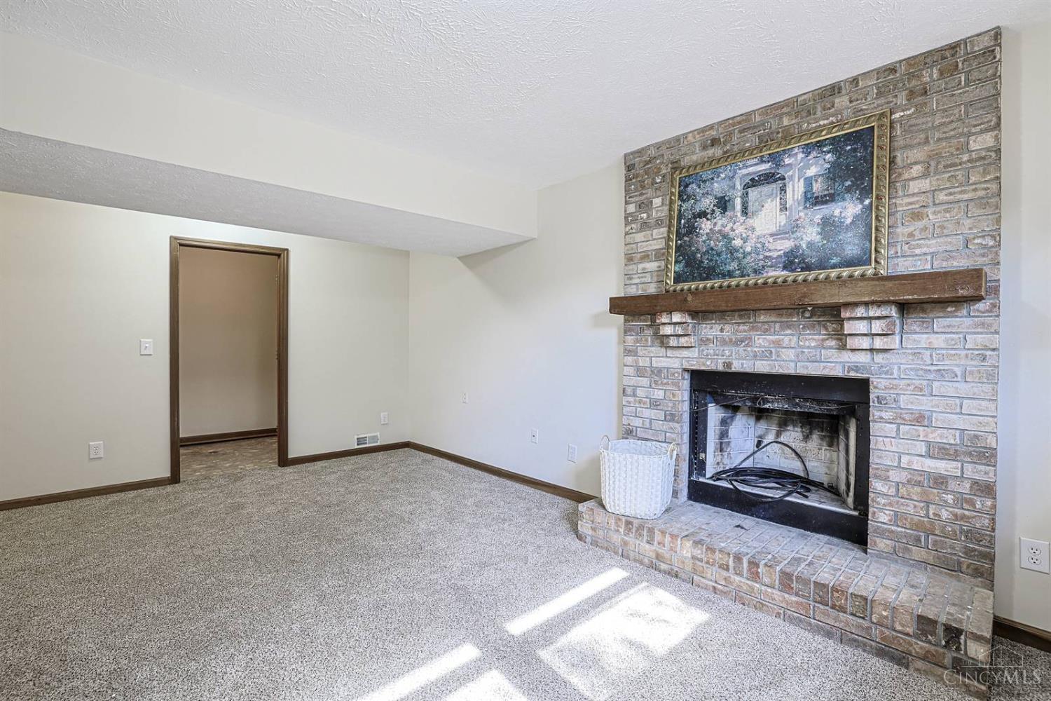 2708 Bradford Drive, Middletown, OH, 45044 — photo 29