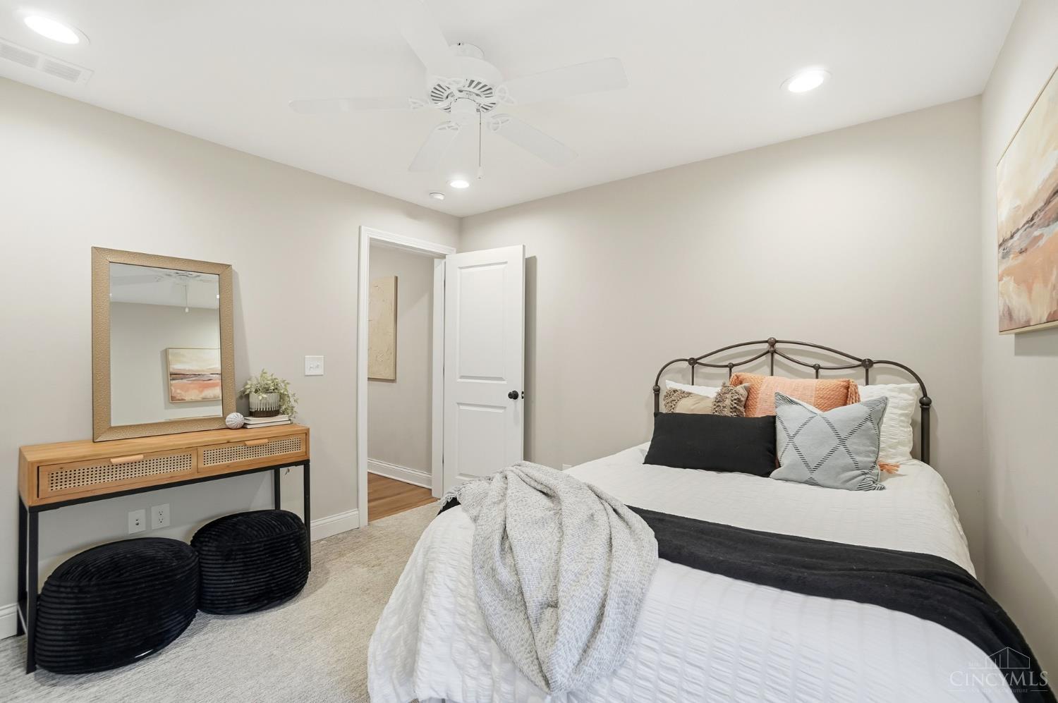 546 Slack Street, Cincinnati, OH, 45202 — photo 41