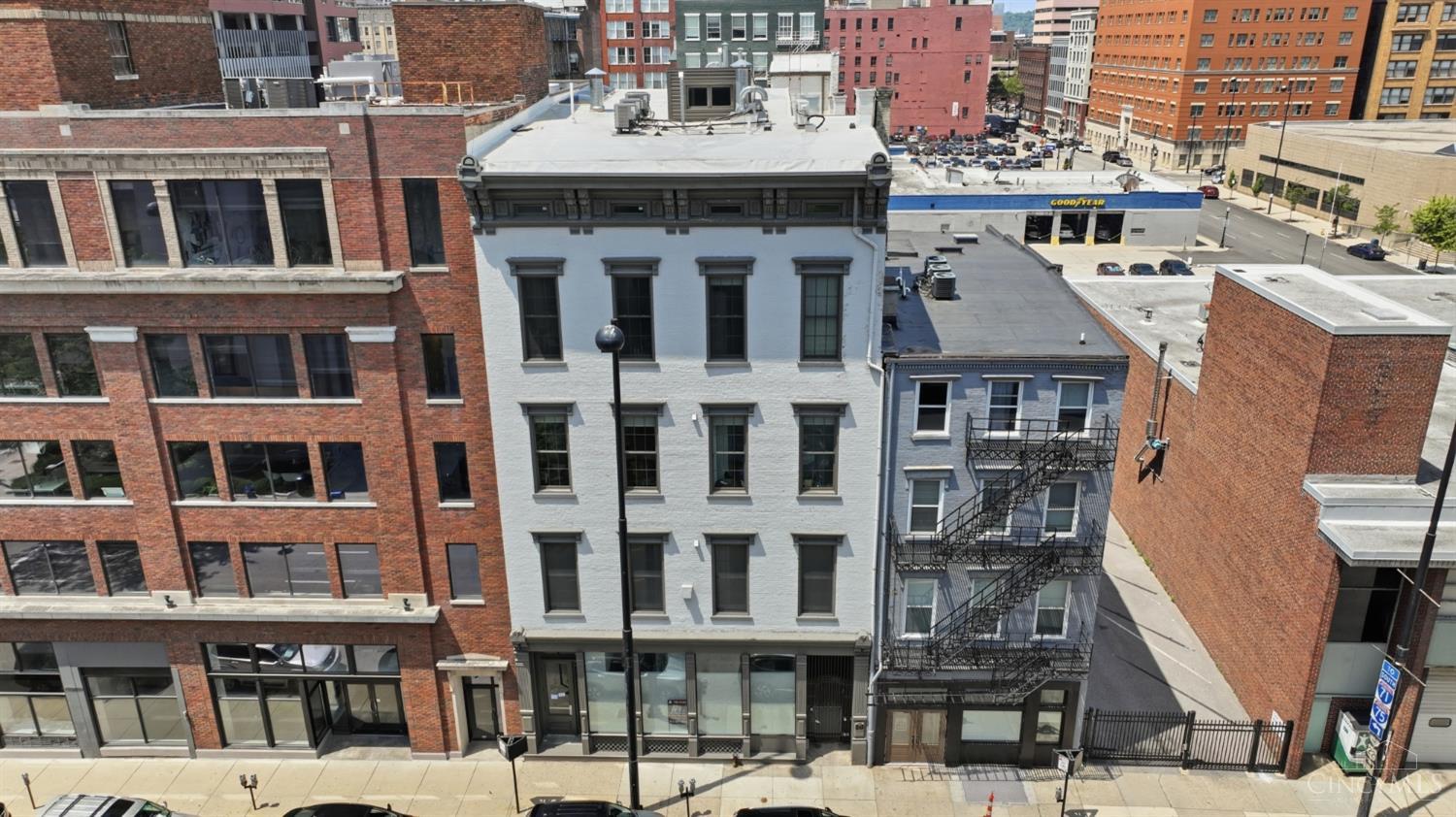 813 Broadway Street