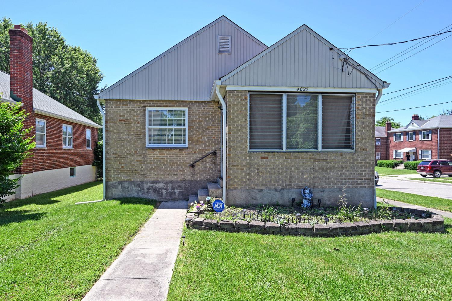 4027 Smith Road, Cheviot, OH, 45211 — photo 2