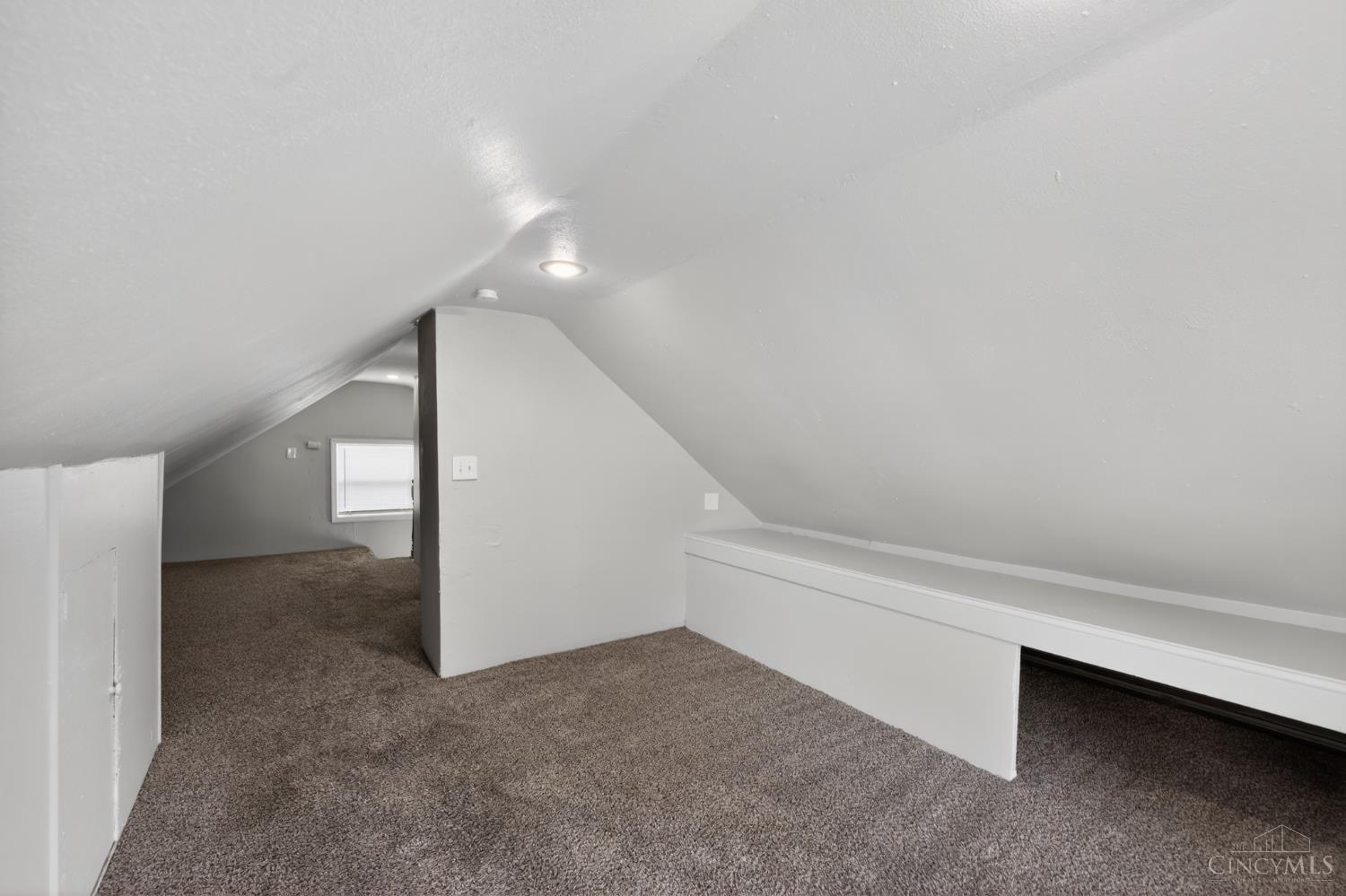 3718 Standish Avenue, Cincinnati, OH, 45213 — photo 23