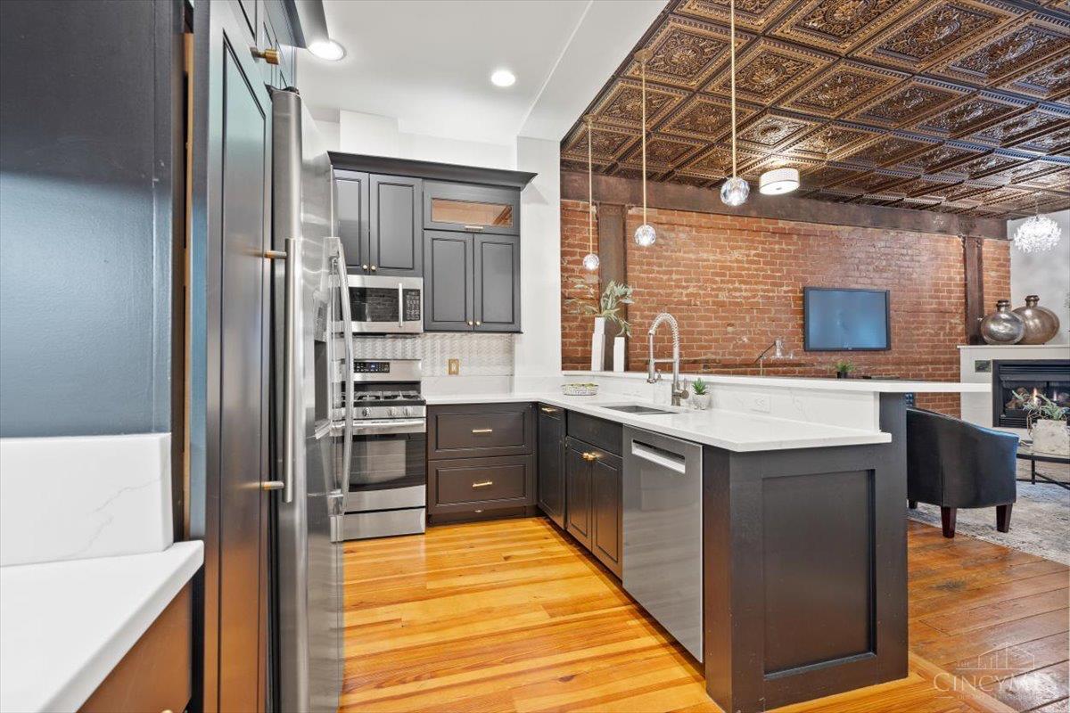 1302 Main Street, Cincinnati, OH, 45202 — photo 23