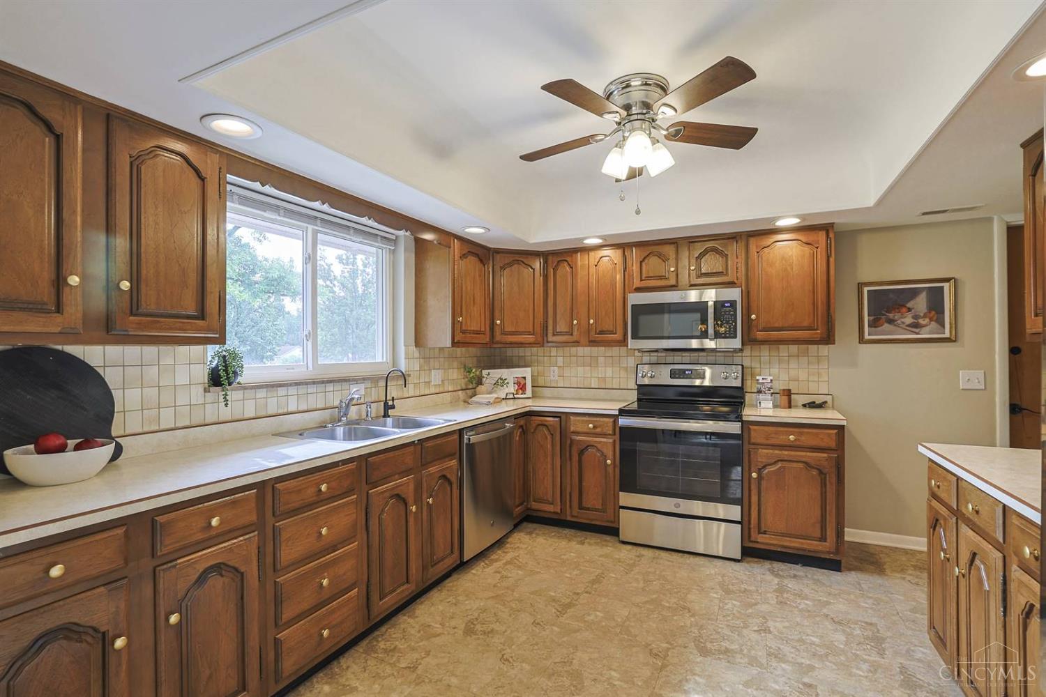 839 Wards Corner Road, Miami Twp, OH, 45140