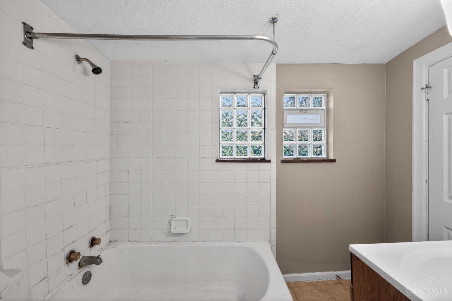 2484 Montana Avenue, Cincinnati, OH, 45211 — photo 28
