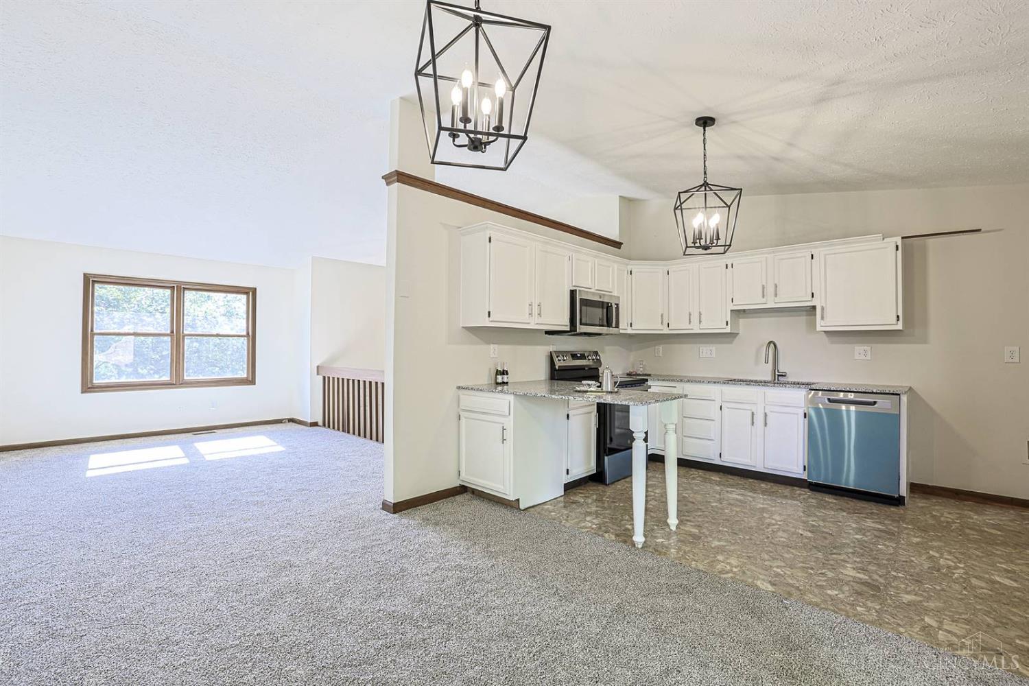 2708 Bradford Drive, Middletown, OH, 45044 — photo 12