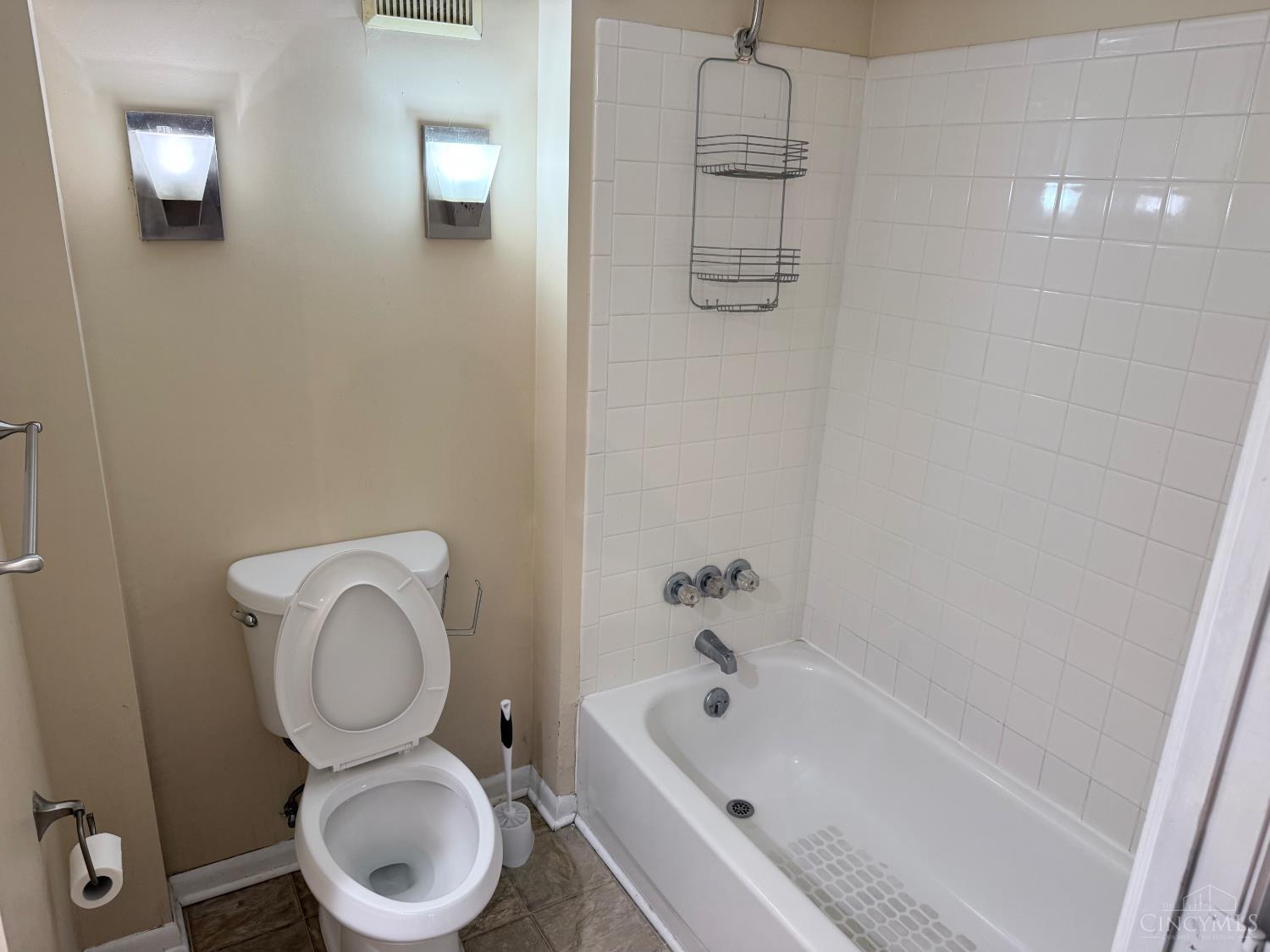 2240 Flora Street, Cincinnati, OH, 45219 — photo 6