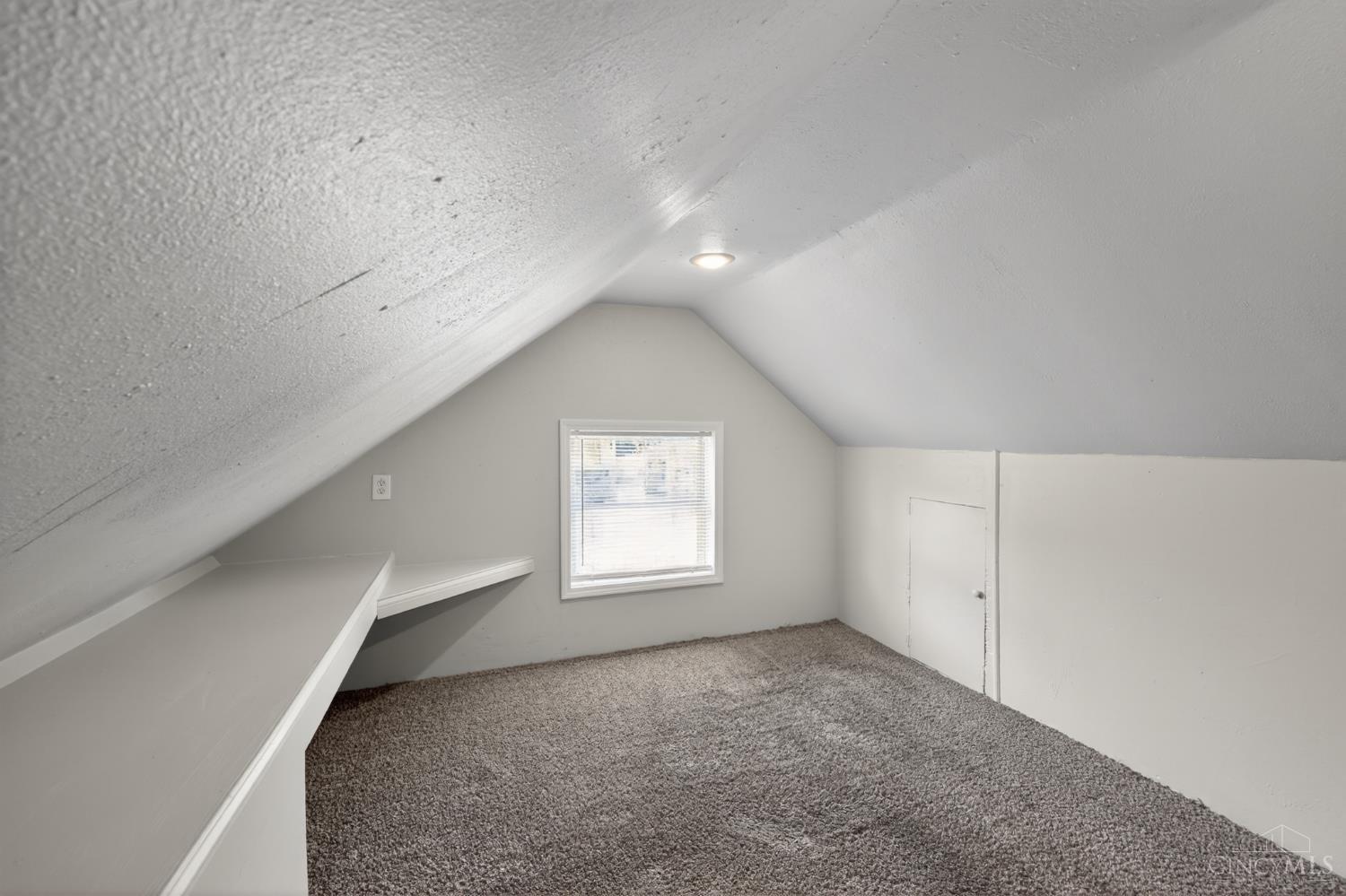 3718 Standish Avenue, Cincinnati, OH, 45213 — photo 22