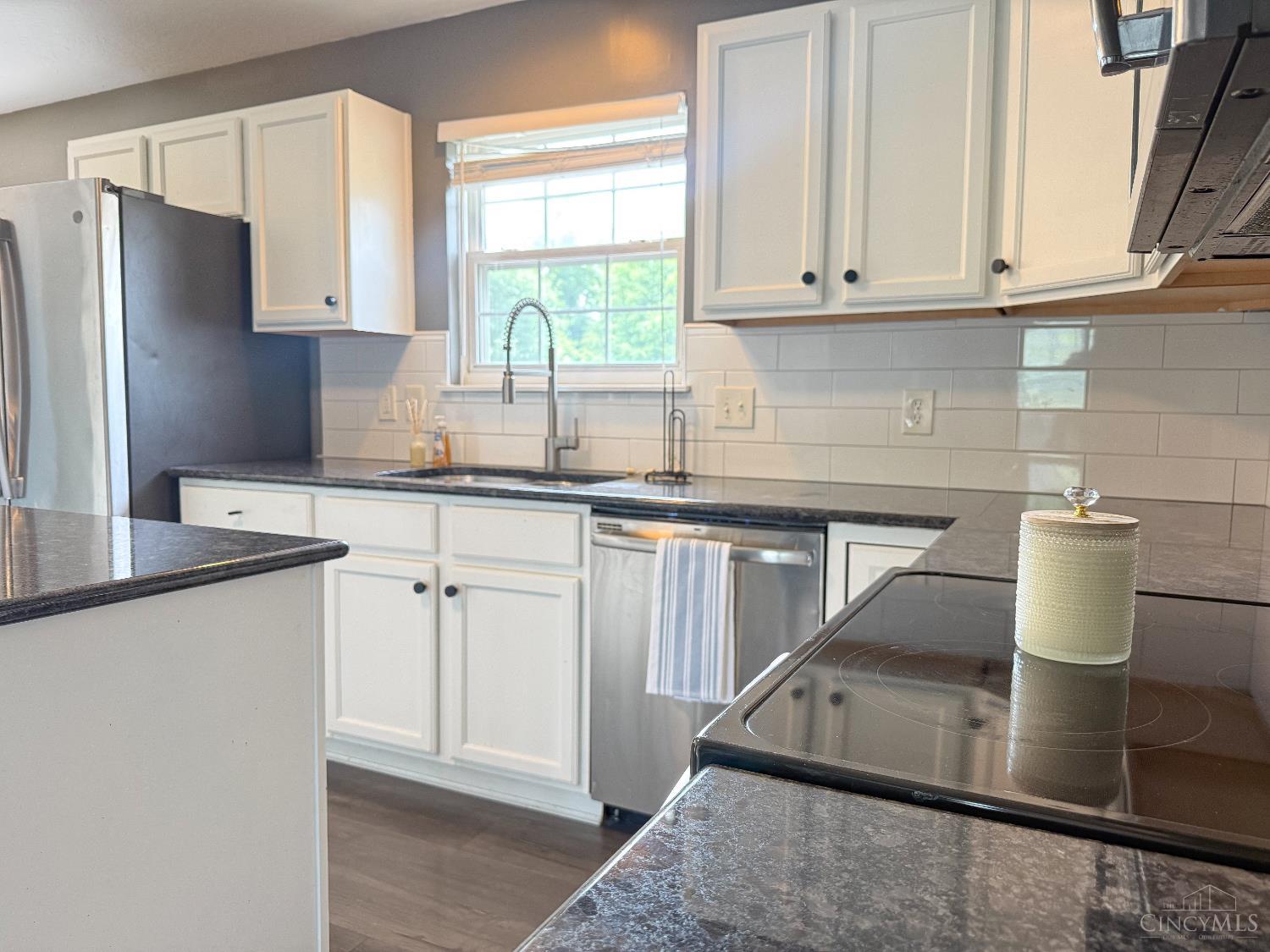 639 Ellen Drive, Union Twp, OH, 45255 — photo 10