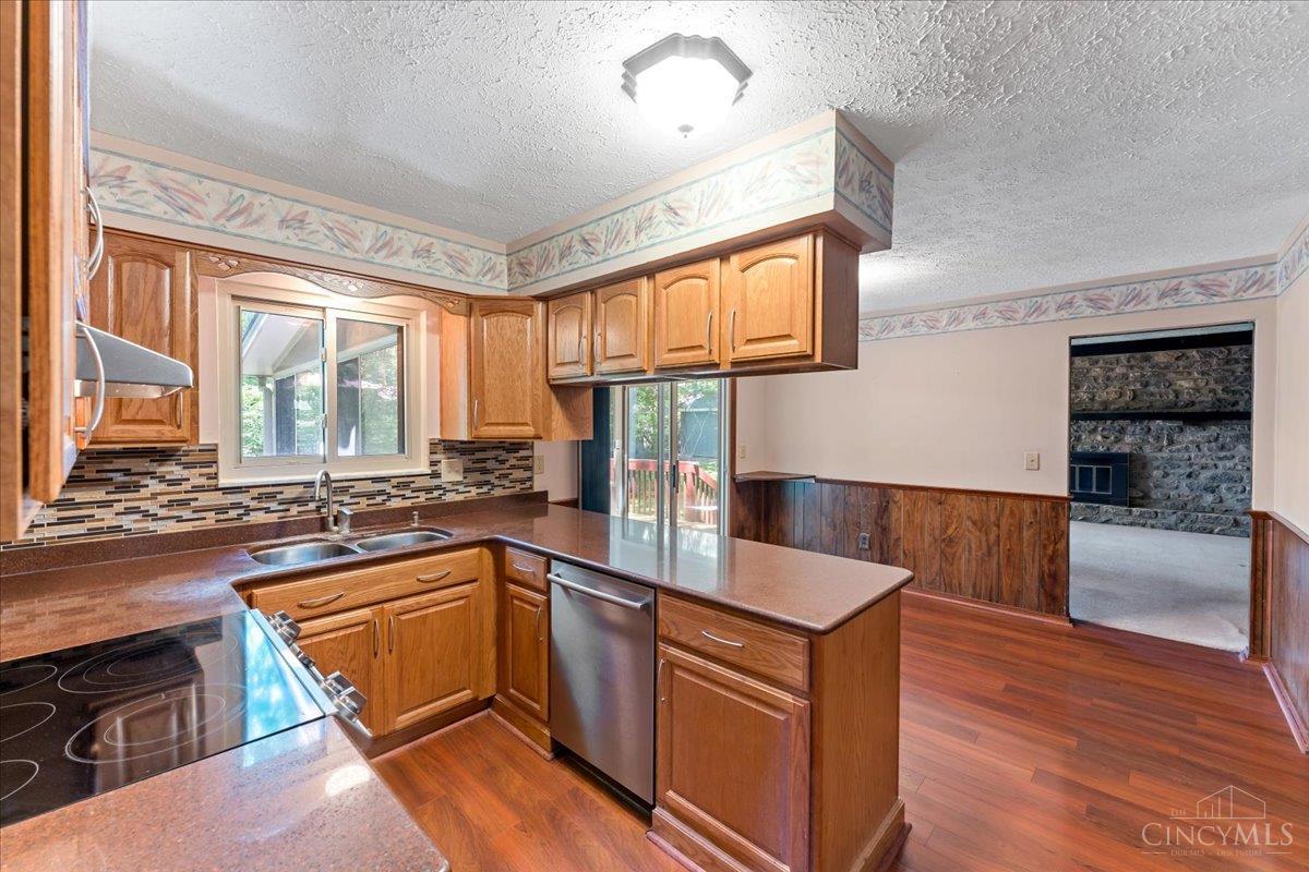 1674 Foxwood Trail, Miami Twp, OH, 45140 — photo 13