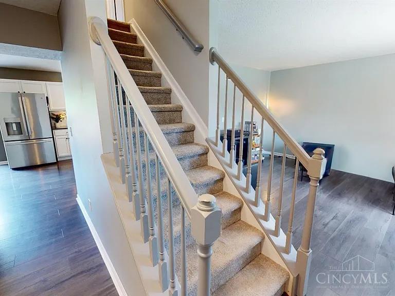 639 Ellen Drive, Union Twp, OH, 45255 — photo 8