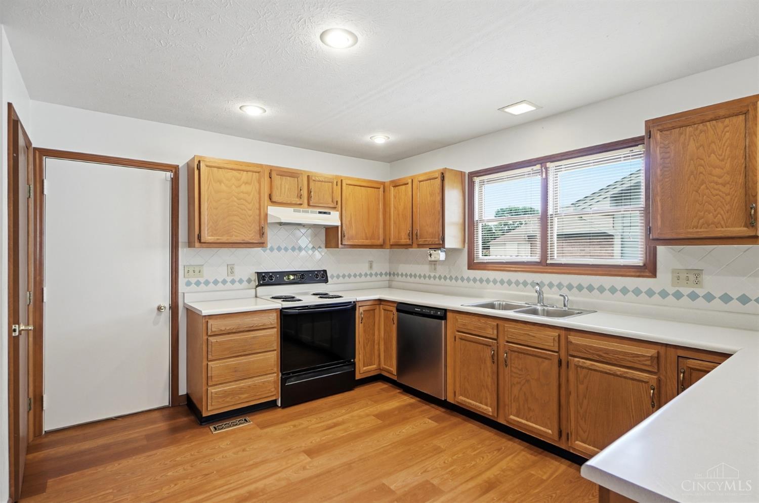 417 Kenec Drive, Middletown, OH, 45042 — photo 21
