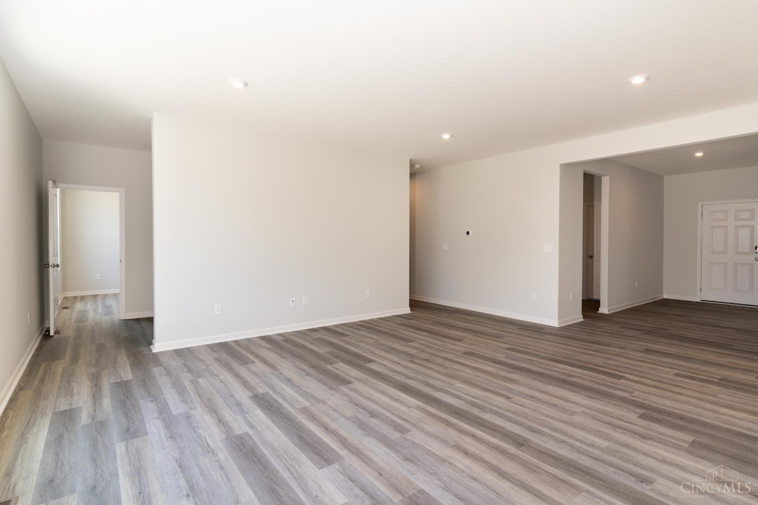 1304 Trailhead Place, Harrison, OH, 45030 — photo 10