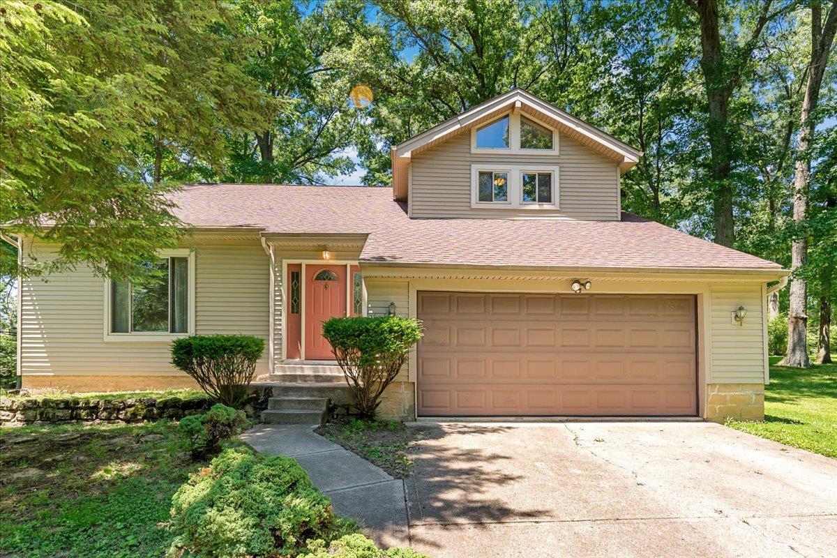 1674 Foxwood Trail, Miami Twp, OH, 45140 — photo 2