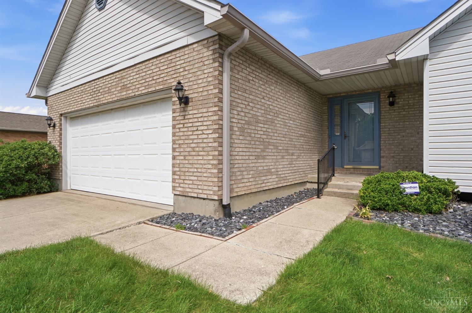 417 Kenec Drive, Middletown, OH, 45042 — photo 15
