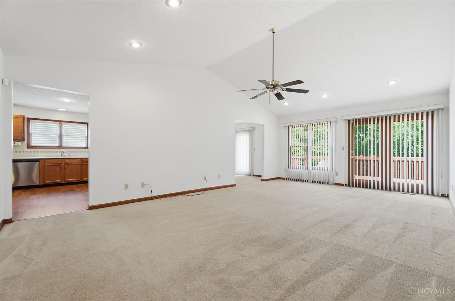 417 Kenec Drive, Middletown, OH, 45042 — photo 16