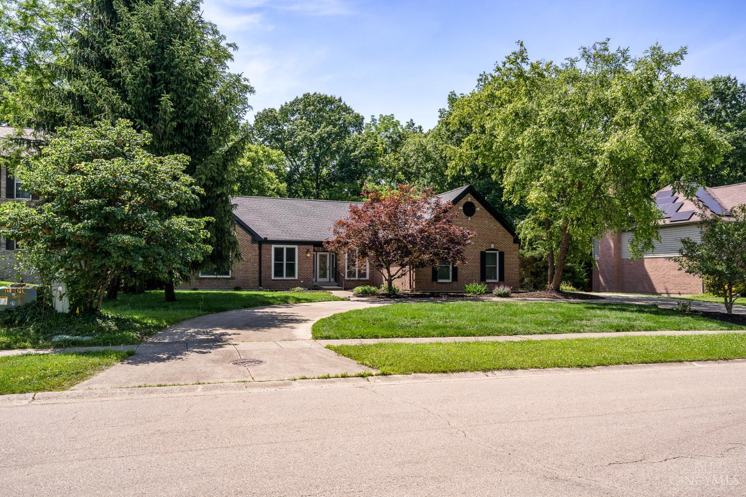 956 Palomar Drive, Miami Twp, OH, 45140 — photo 2
