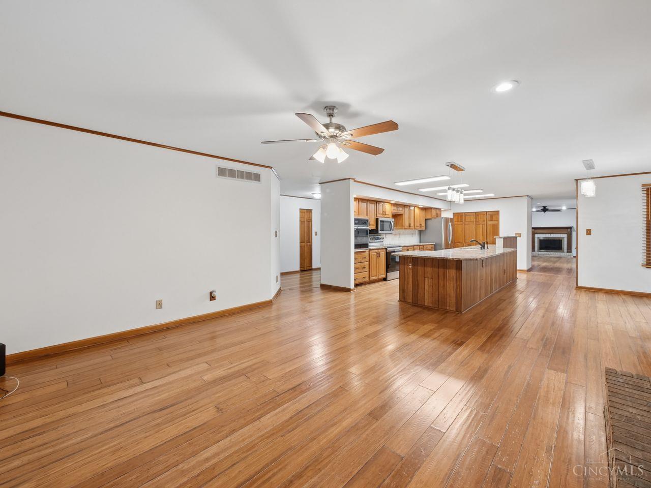 10890 Mockernut Drive, Harrison Twp, OH, 45030 — photo 7