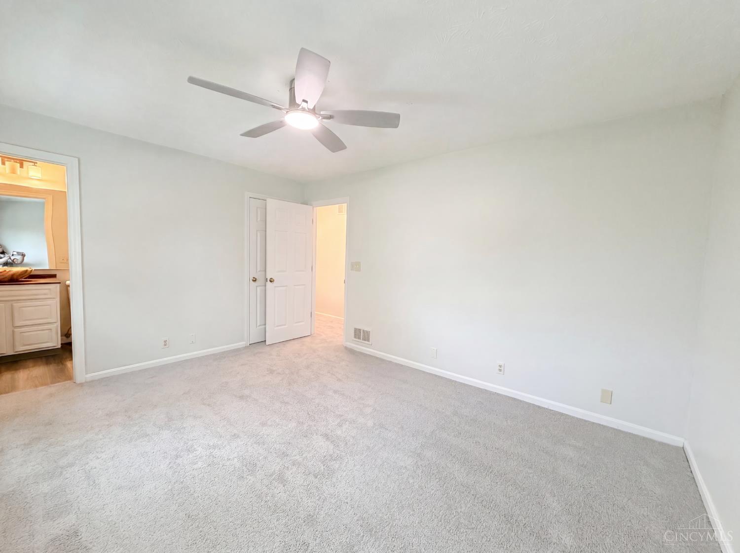 2 Tidewater Trace, Union Twp, OH, 45103 — photo 12