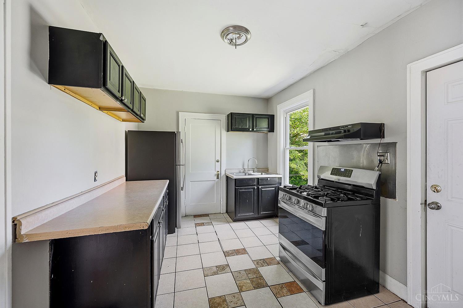 926 Elberon Avenue, Cincinnati, OH, 45205 — photo 21