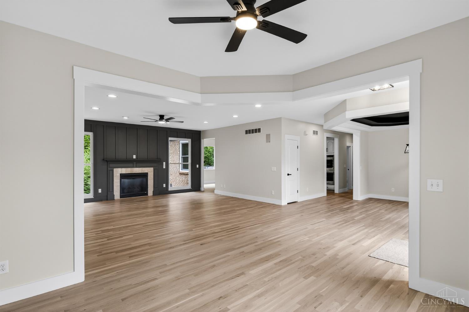 956 Palomar Drive, Miami Twp, OH, 45140 — photo 6
