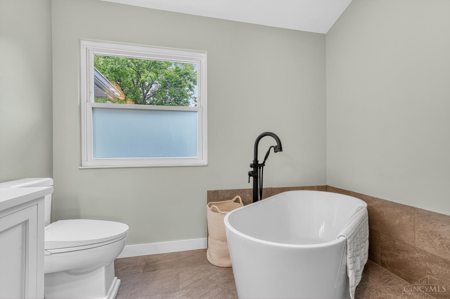 1148 Beargrass Way, Hamilton Twp, OH, 45039 — photo 24