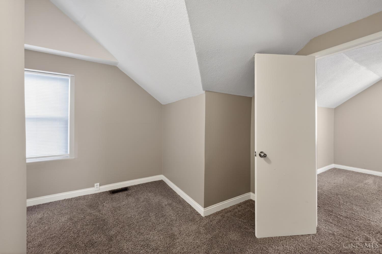 6586 Parrish Avenue, North College Hill, OH, 45237 — photo 13