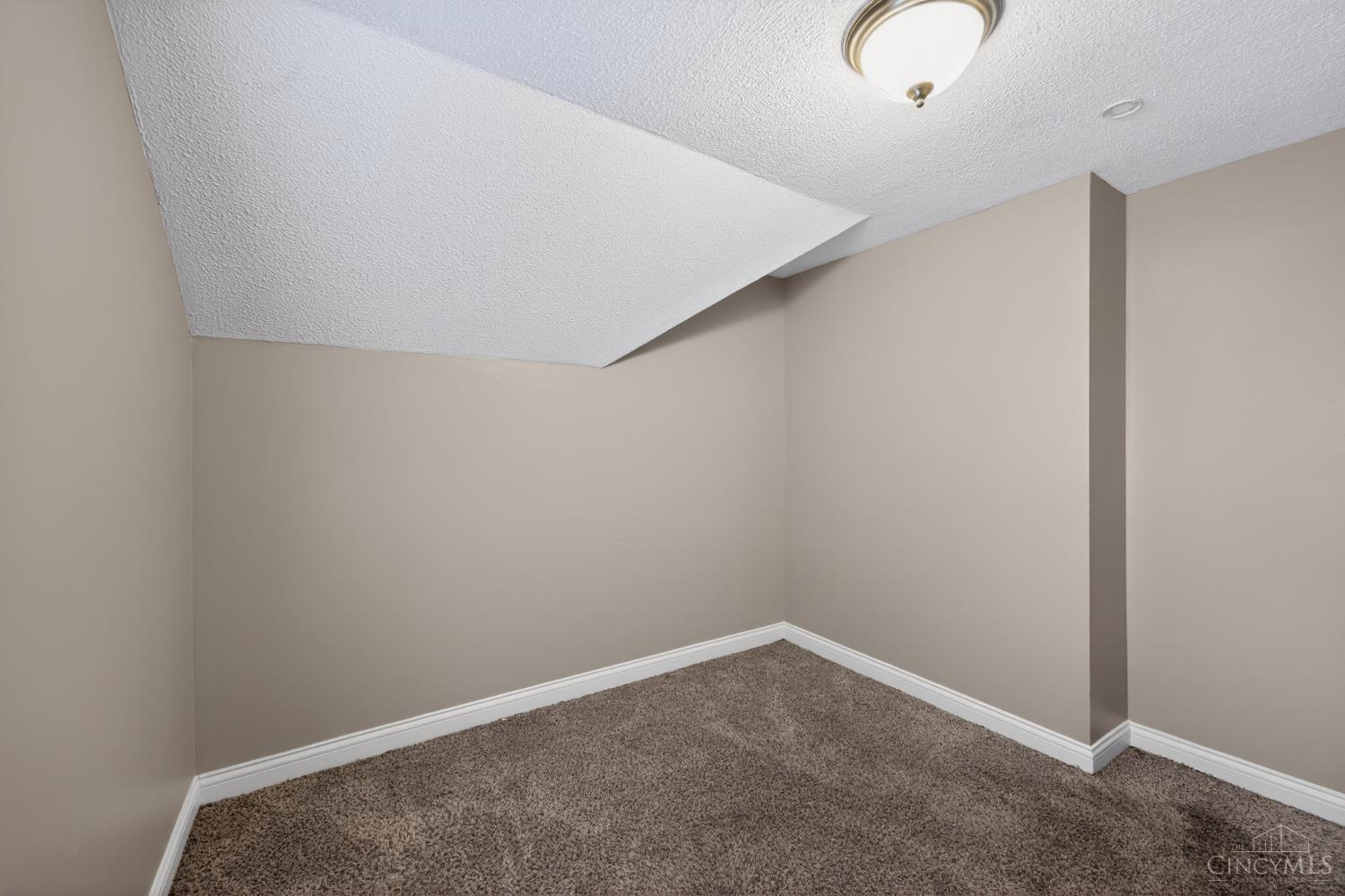 6586 Parrish Avenue, North College Hill, OH, 45237 — photo 14