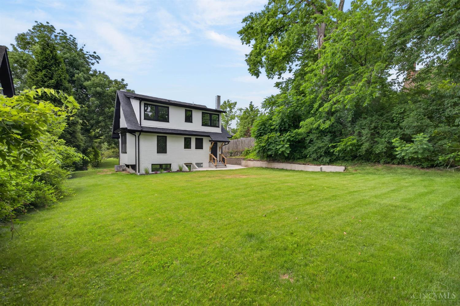1016 Valley Lane, Cincinnati, OH, 45229 — photo 38