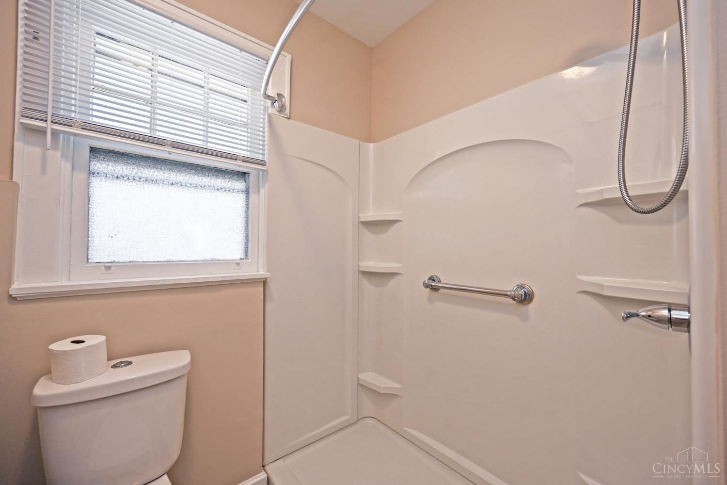 3955 Ardmore Avenue, Cincinnati, OH, 45229 — photo 21