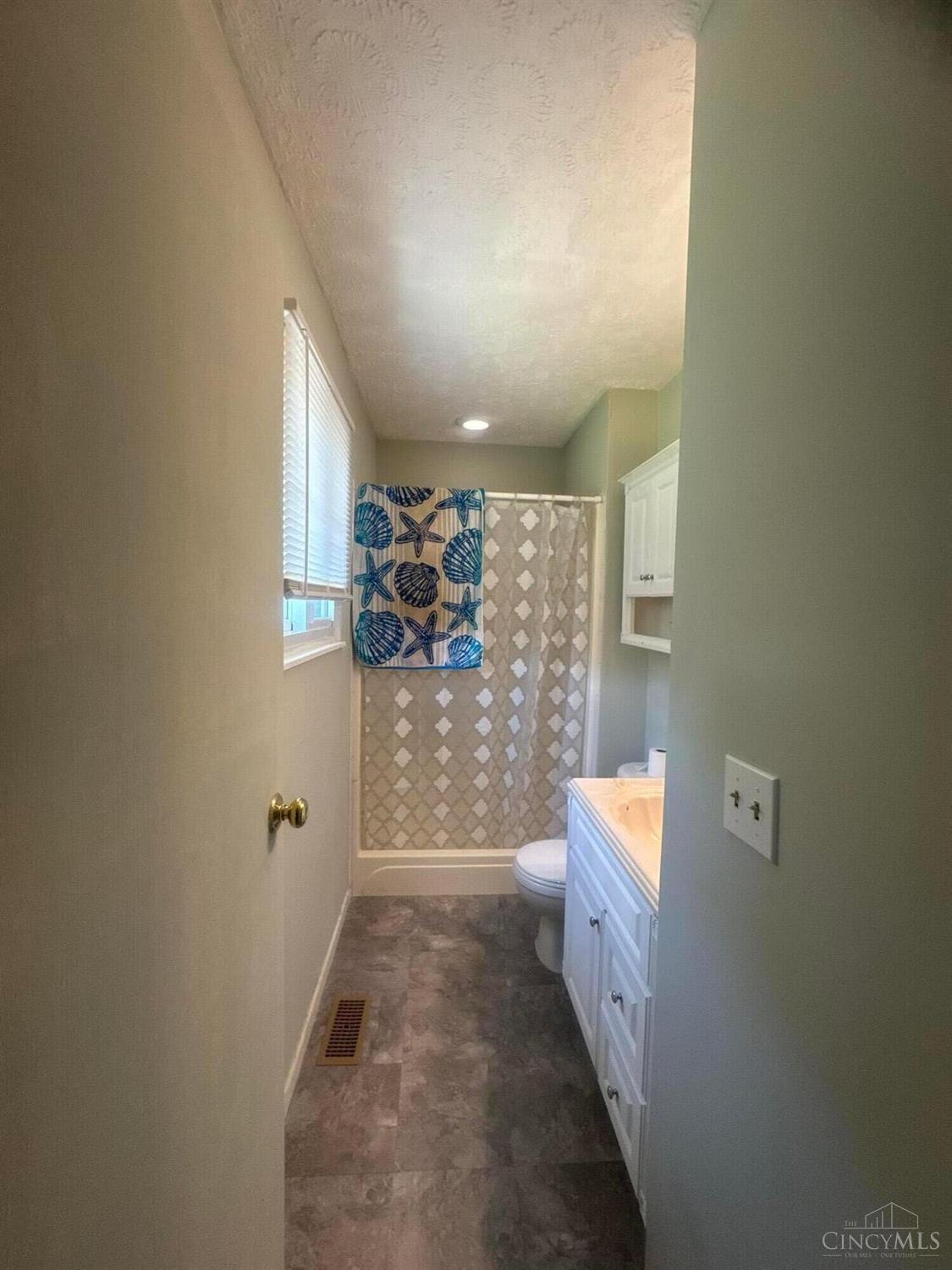 6017 Rosewood Place, Fairfield, OH, 45014 — photo 12