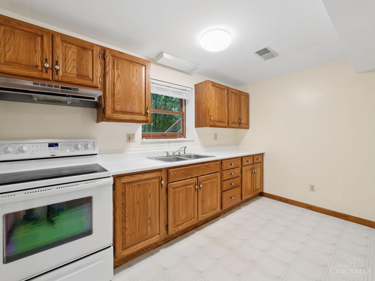 10890 Mockernut Drive, Harrison Twp, OH, 45030 — photo 30