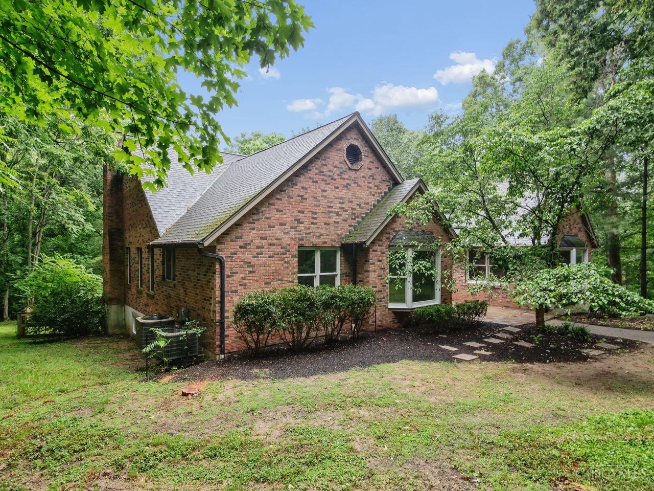 10890 Mockernut Drive, Harrison Twp, OH, 45030 — photo 2