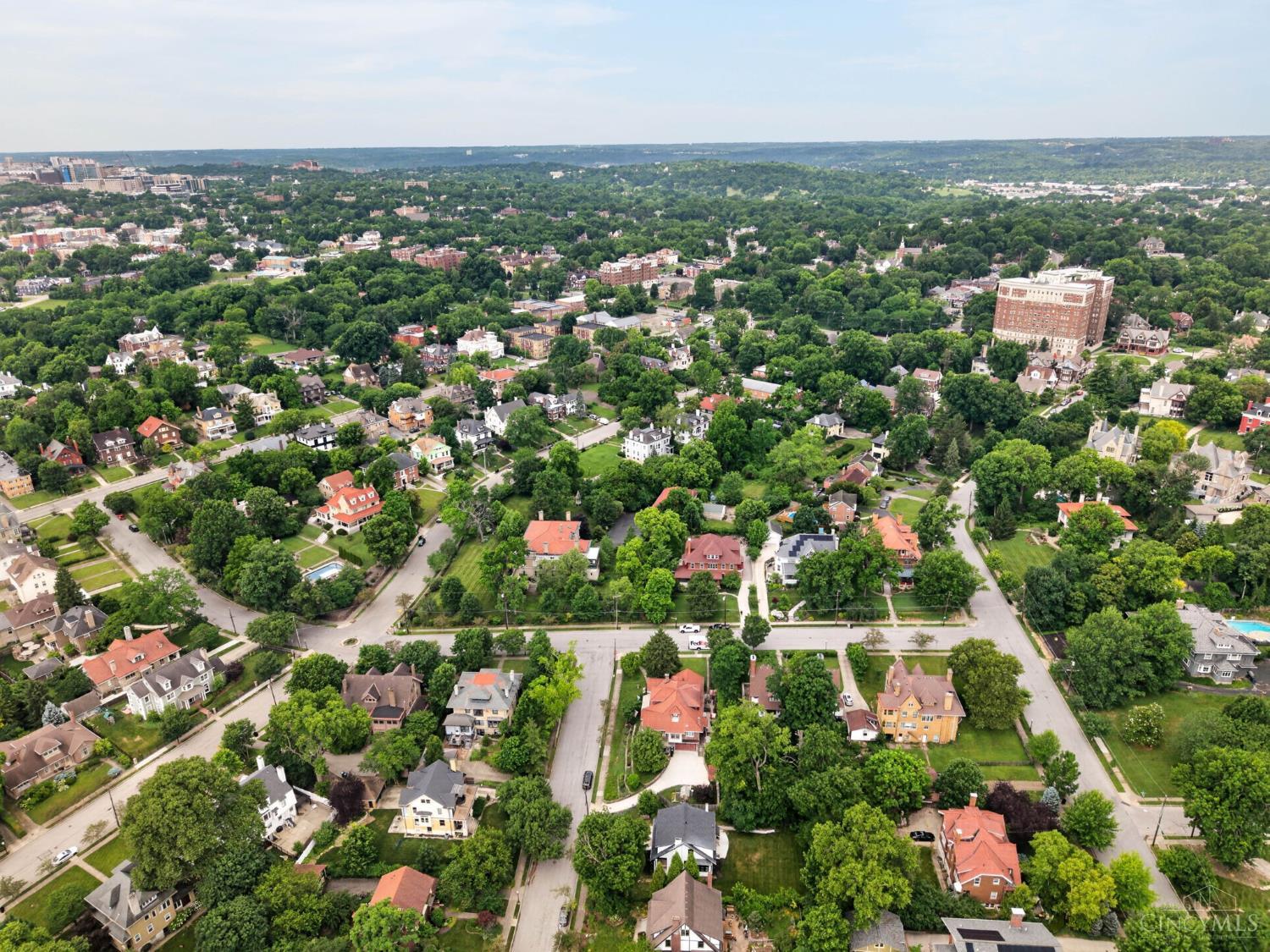 1016 Valley Lane, Cincinnati, OH, 45229 — photo 42