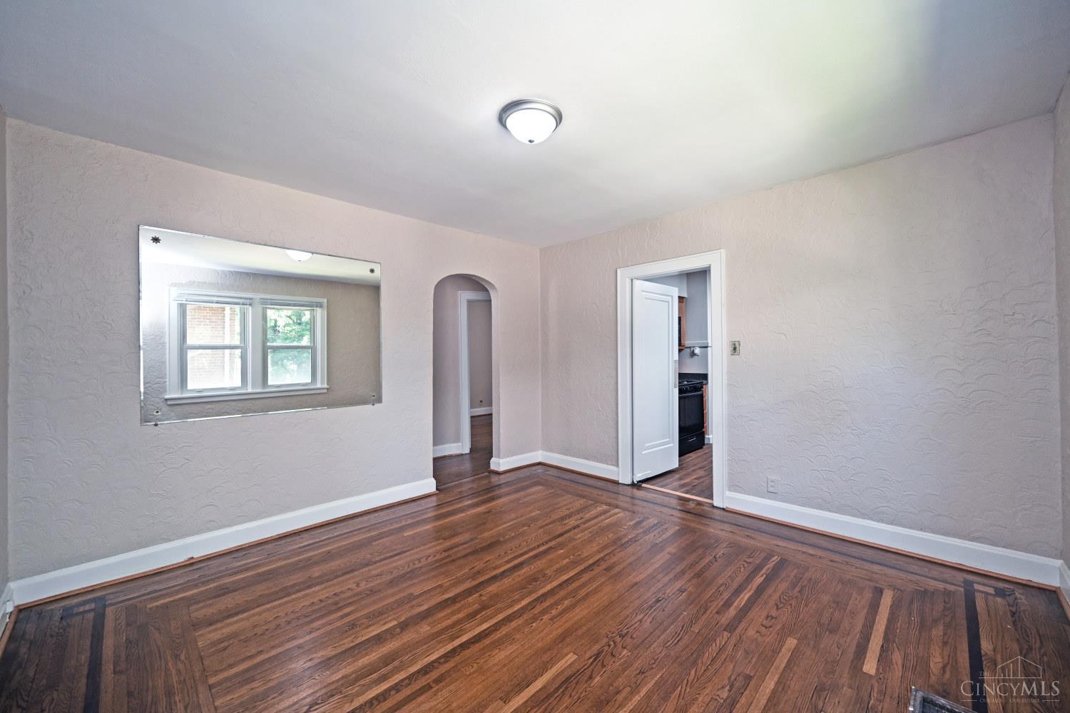 3955 Ardmore Avenue, Cincinnati, OH, 45229 — photo 9