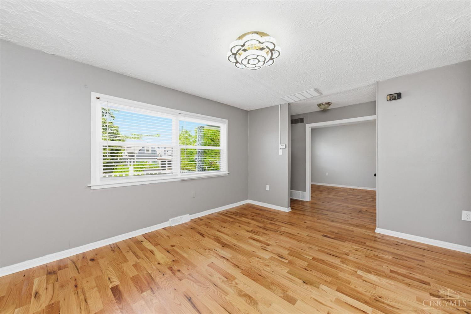 5018 Ravenna Street, Cincinnati, OH, 45227 — photo 14