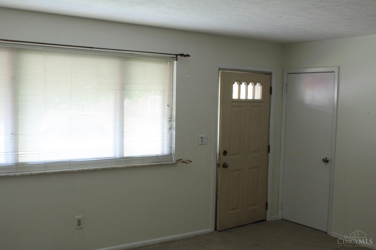 12122 Wincanton Drive, Colerain Twp, OH, 45231 — photo 3