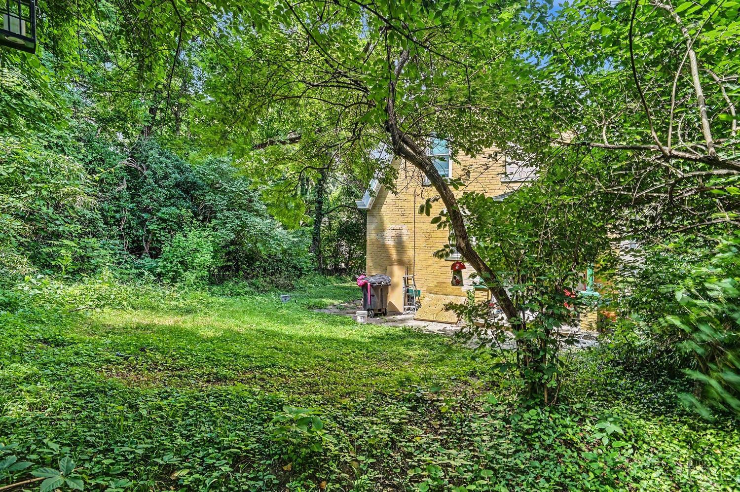 3566 Vine Street, Cincinnati, OH, 45220 — photo 13