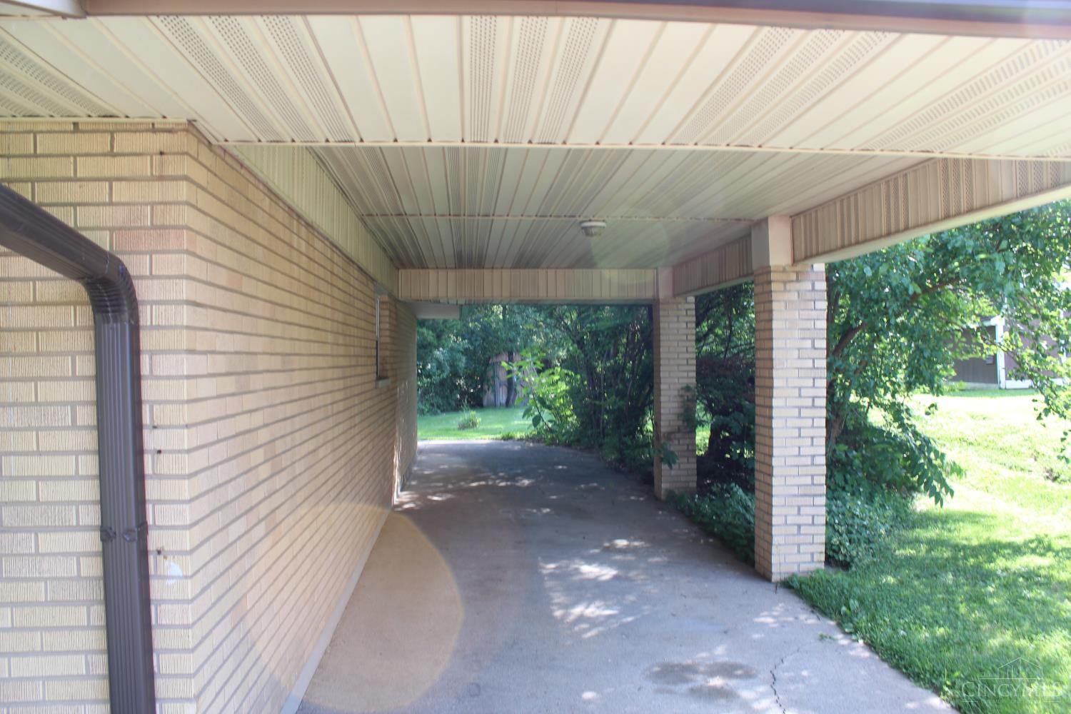 12122 Wincanton Drive, Colerain Twp, OH, 45231 — photo 2