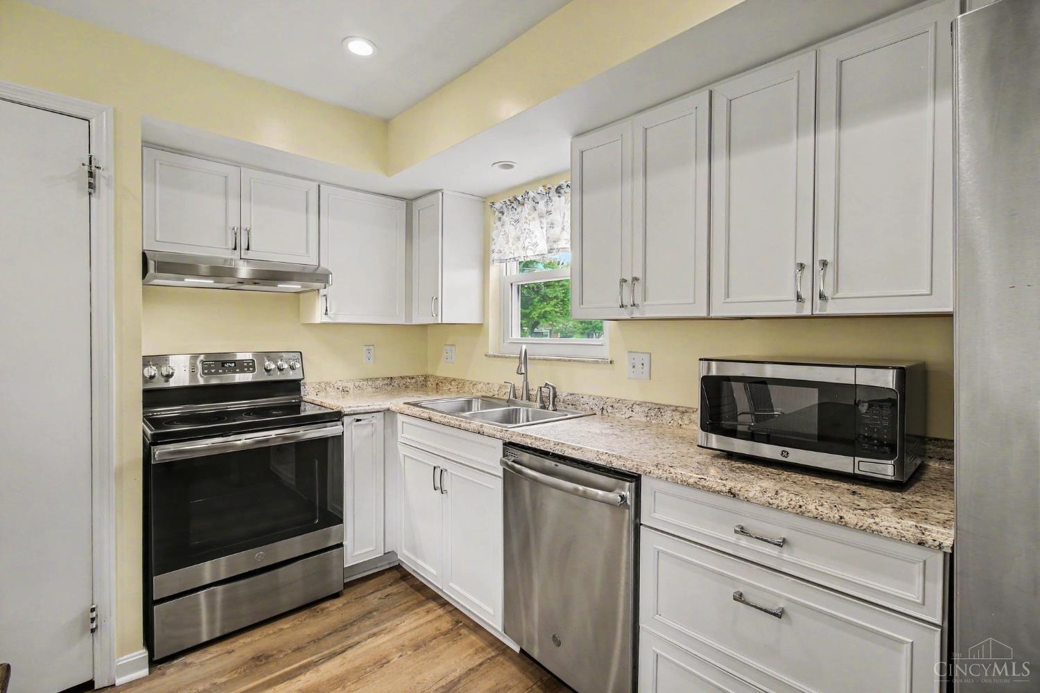 3162 Ebenezer Road, Green Twp, OH, 45248 — photo 11