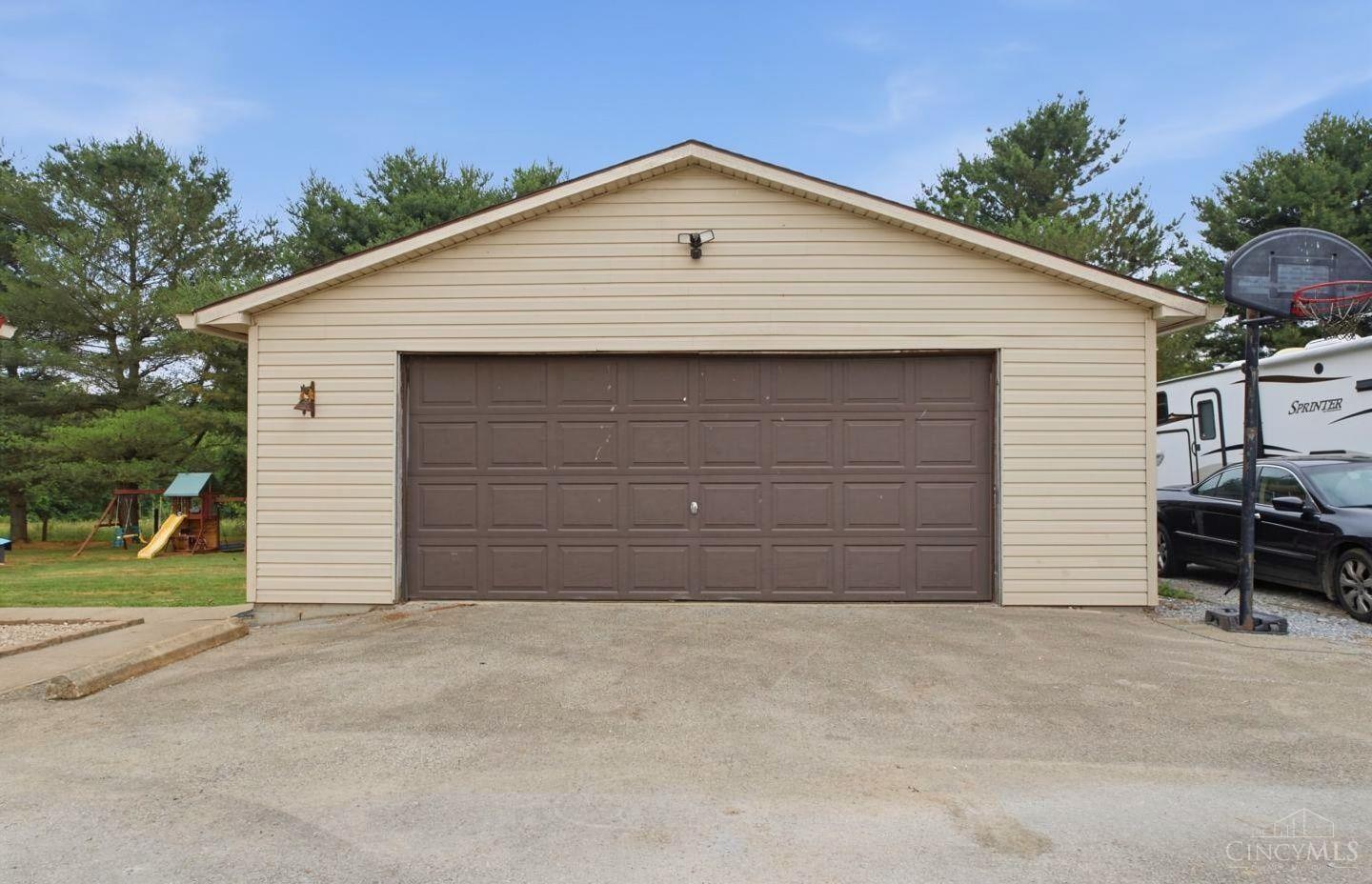 5387 Schwallie Road, Union Twp, OH, 45167 — photo 9