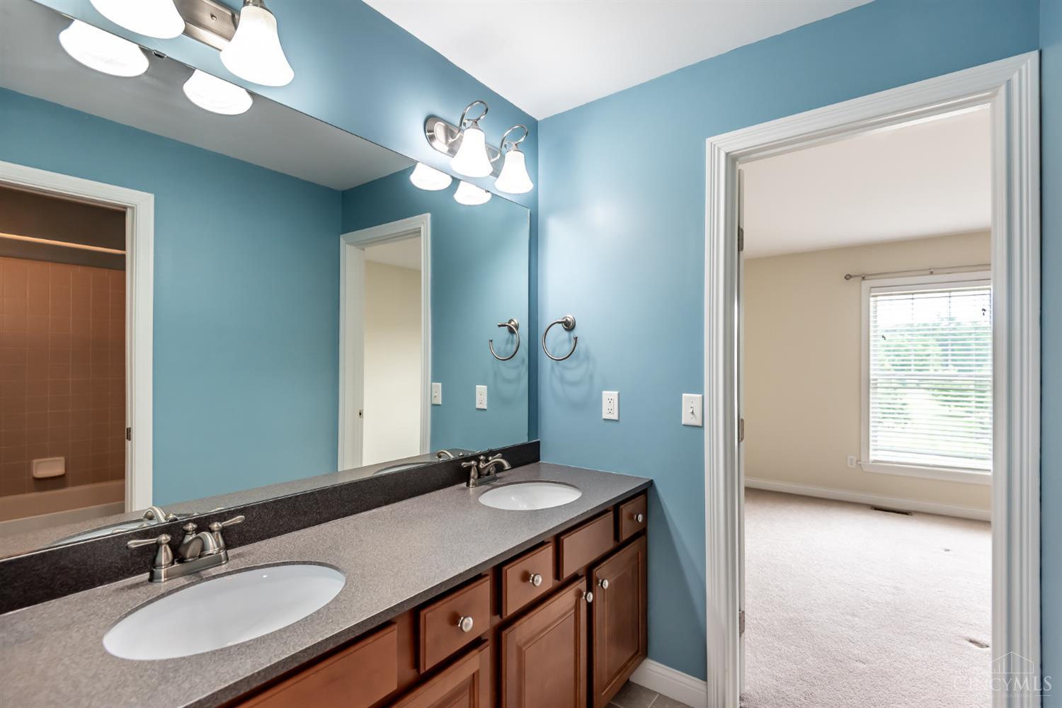 1481 Shaker Run Boulevard, Turtle Creek Twp, OH, 45036 — photo 35